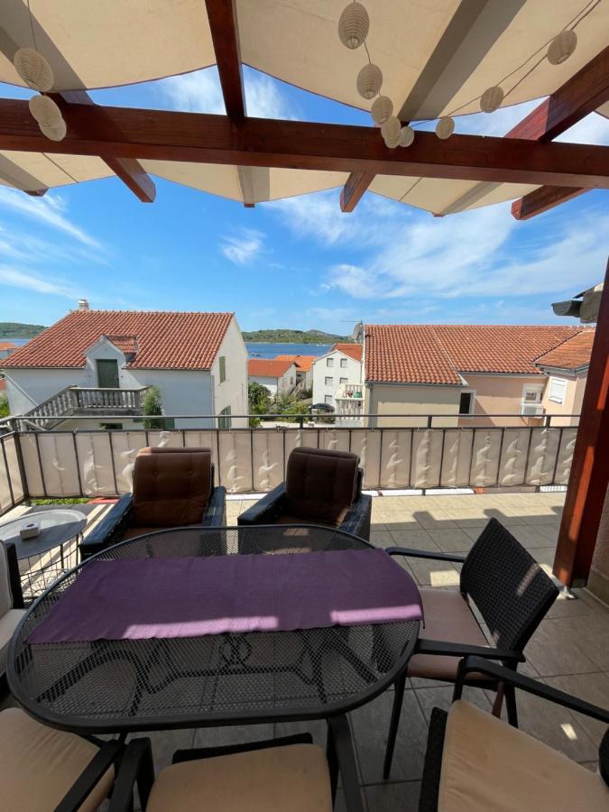 Apartments Anka I Kresimir Srima Bagian luar foto